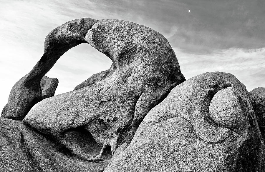 Al arch. Alabama Hills.