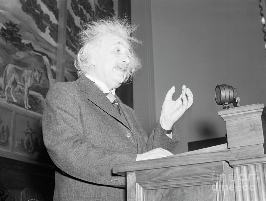 Albert Einstein Photograph - Albert Einstein Addressing Scientists by Bettmann