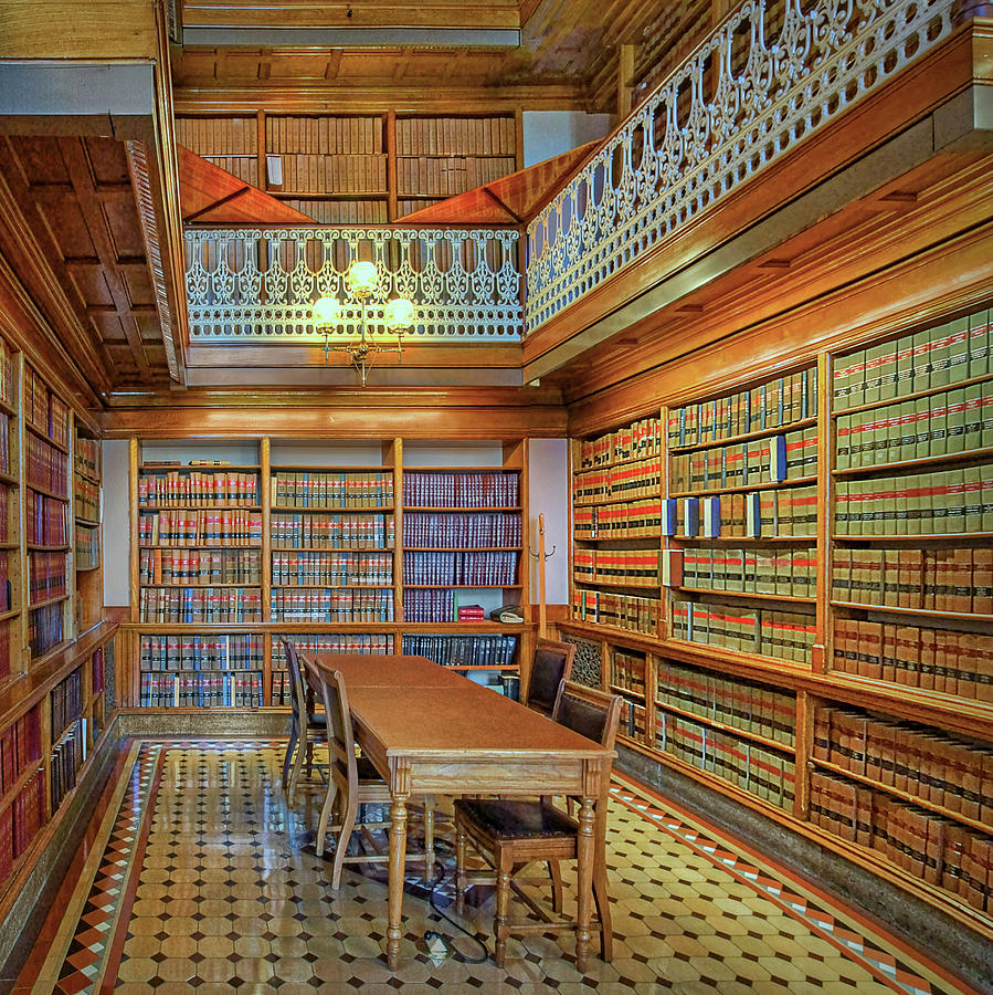 Alcove - Law Library - Des Moines Photograph by Nikolyn McDonald