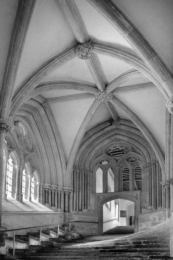 Alcove, Wells Cathedral Photograph by Jerry Griffin