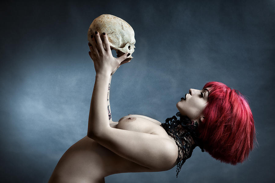 Nude Photograph - Alex With The Skull by Ilka Antonova