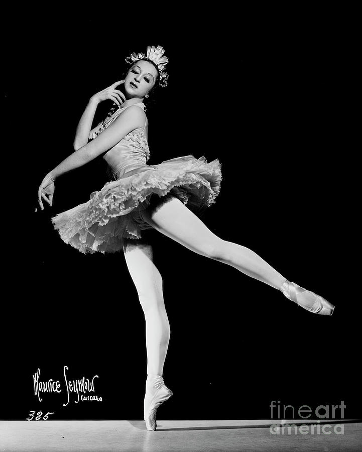 Alexandra Danilova, Russian ballerina Photograph by Maurice Seymour