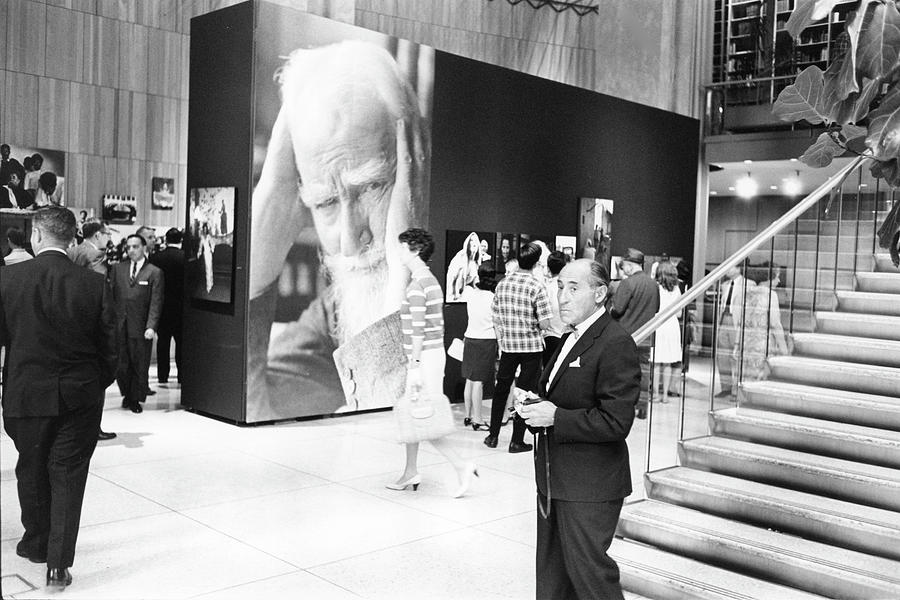 Alfred Eisenstaedt At His Exhibit Photograph by Fred W. McDarrah Alfred Eisenstaedt At His Exhibit Photograph by Fred W. McDarrah