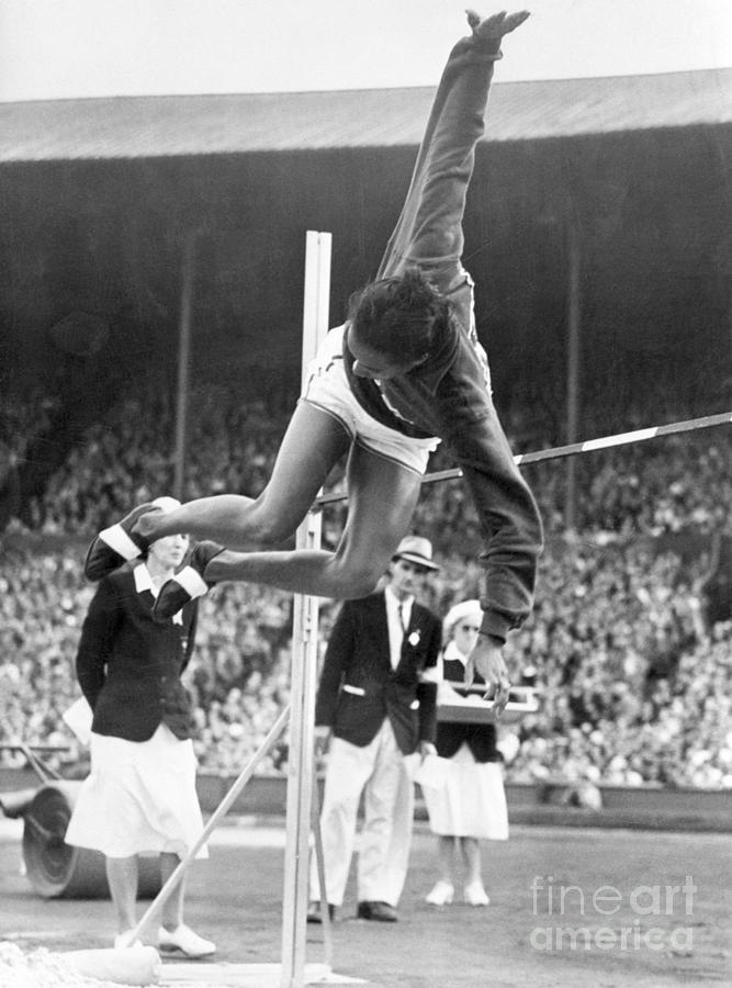 Alice Coachman Competing In Olympic Photograph by Bettmann