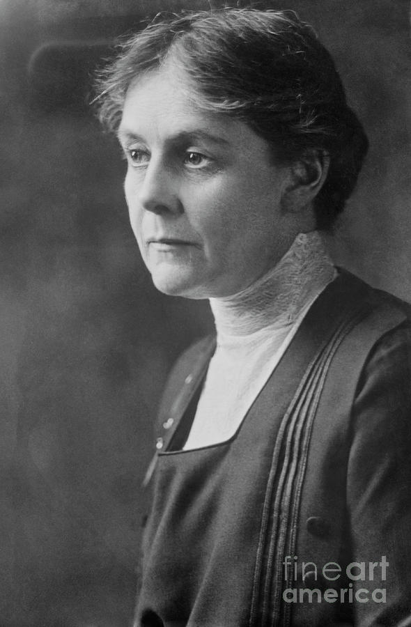 Alice Hamilton Photograph by Library Of Congress/science Photo Library