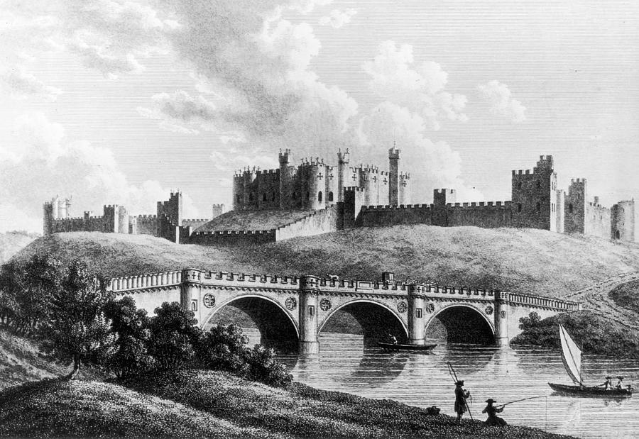 Alnwick Castle Photograph by Hulton Archive
