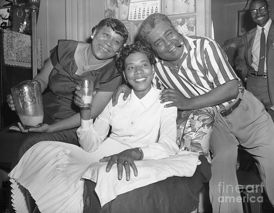 Althea Gibson With Parents Photograph by Bettmann