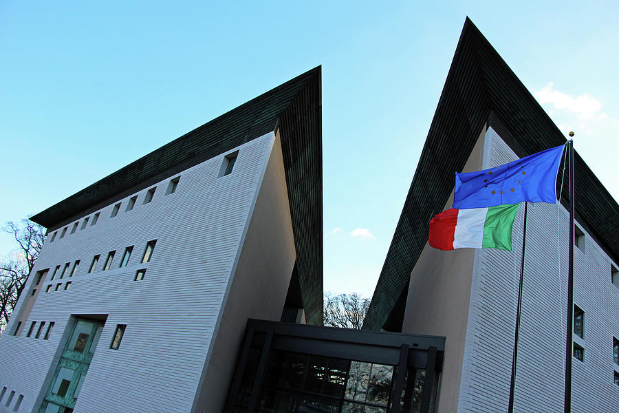 Ambasciata dItalia a Washington -- The Italian Embassy in Washington Photograph by Cora Wandel