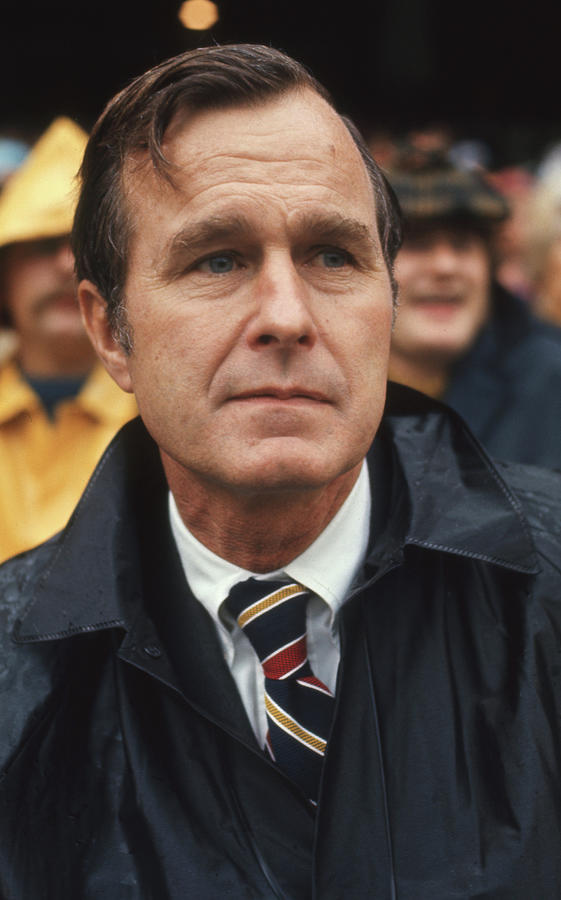 Washington Redskins Photograph - Ambassador Bush At Football Game by Leonard McCombe