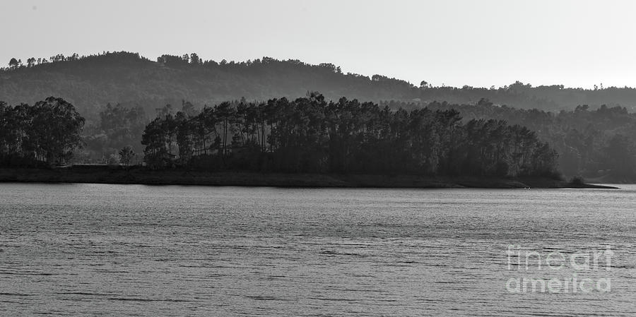 Amendoa Lake View by Angelo DeVal Amendoa Lake View by Angelo DeVal
