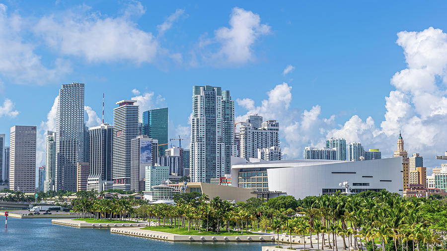 American Airlines Arena Photograph by Luis GA - Lugamor - Fine Art America