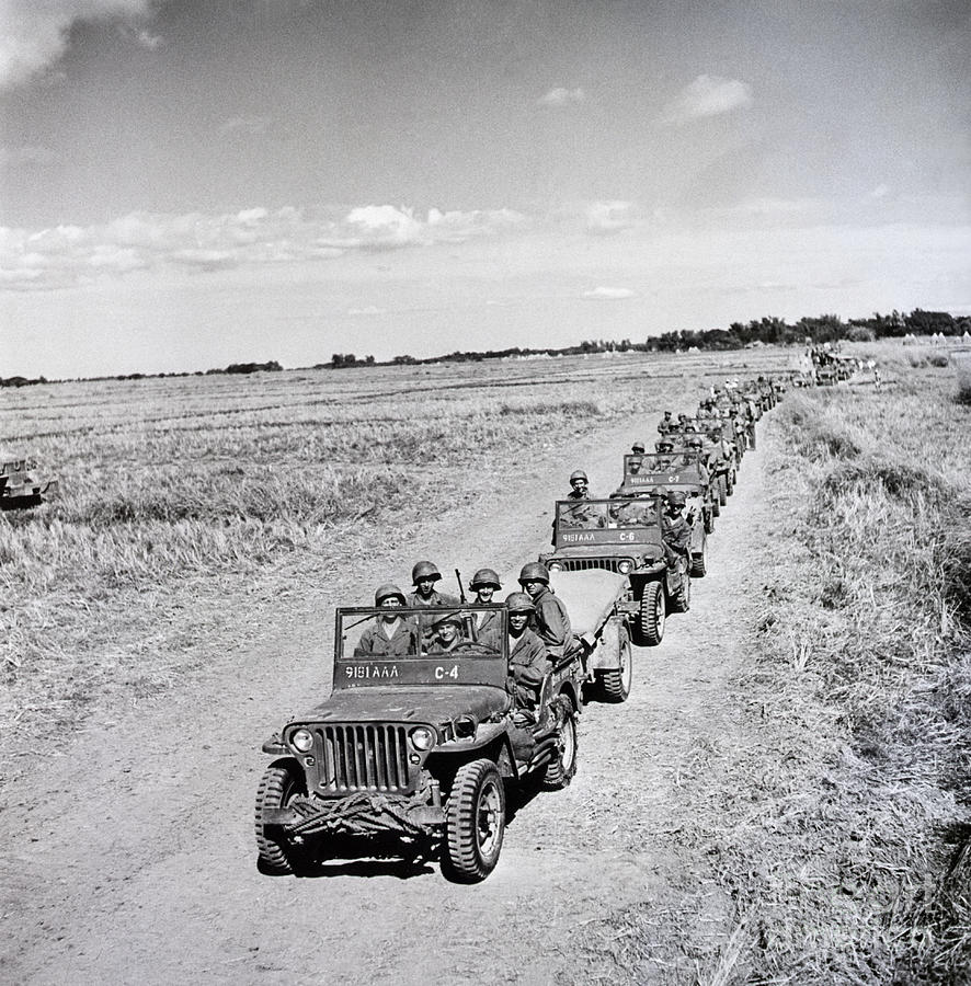 American Soldiers Driving To Manila Photograph by Bettmann