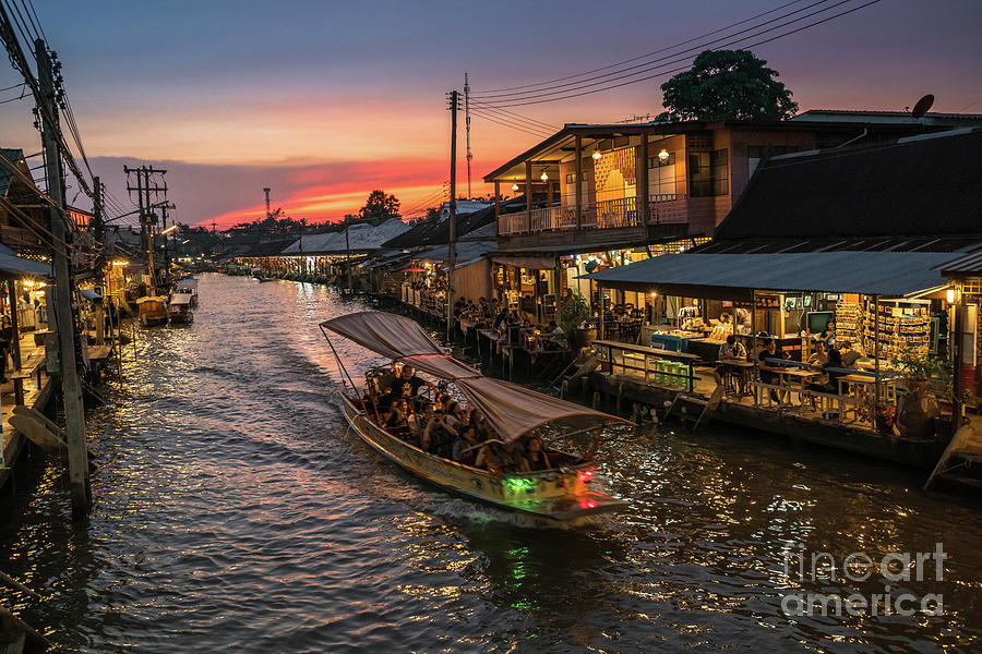 Amphawa Floating Market At Sunset Photograph by Watcharit Praihirun