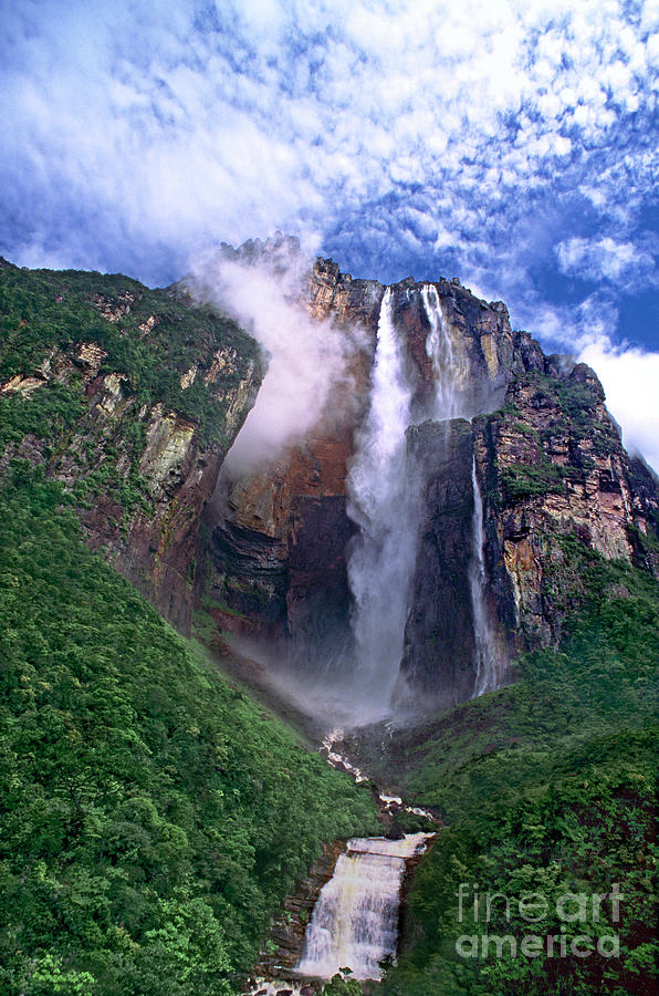 Angel Falls And Ayuan Tepui Canaima National Park Venezuela Photograph by Dave Welling