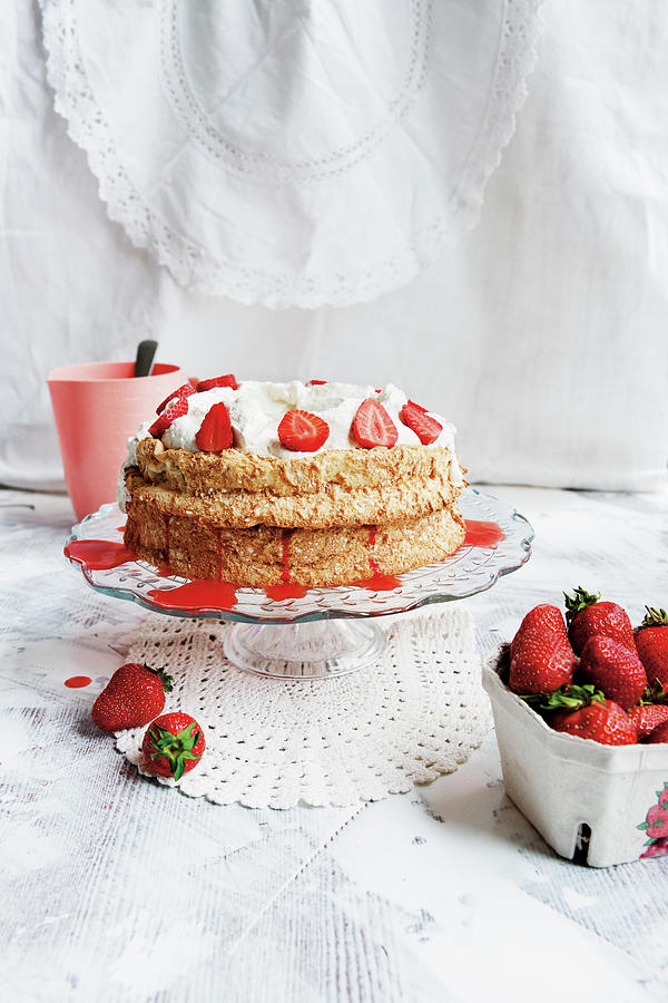 Angel Food Cake With Strawberries Photograph by Tre Torri