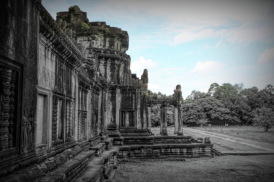 Angkor Wat Temple 12th Century Photograph by Chuck Kuhn