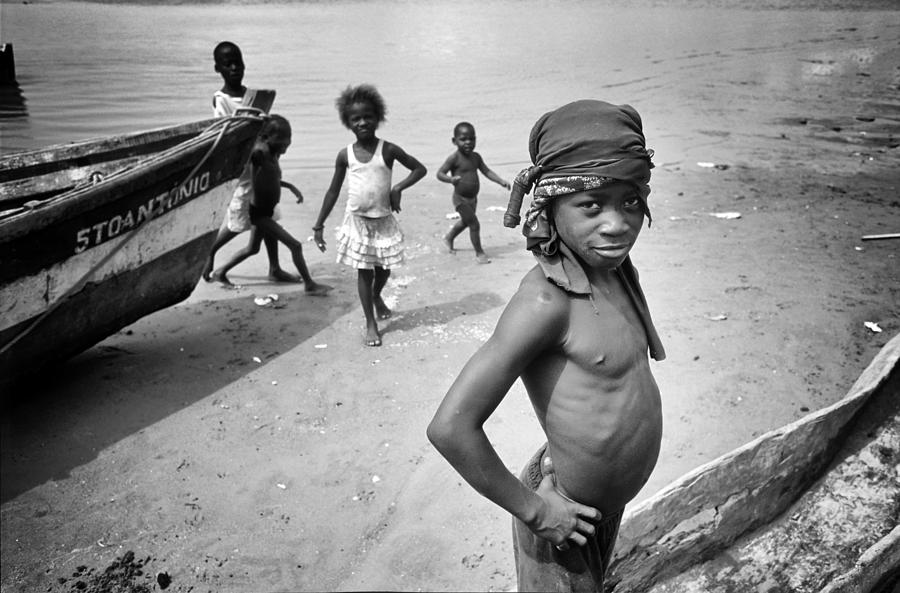 Angola - Fishermans Village Photograph by Martin Froyda
