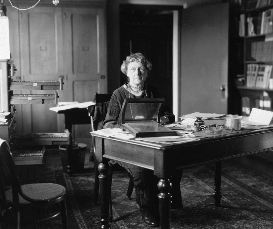 Annie Jump Cannon, American Astronomer Photograph by Science Source