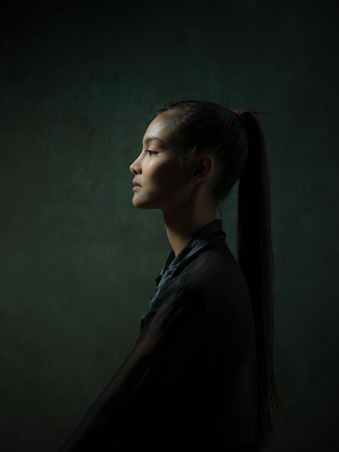 Portrait Photograph - Annie by Thanakorn Chai Telan
