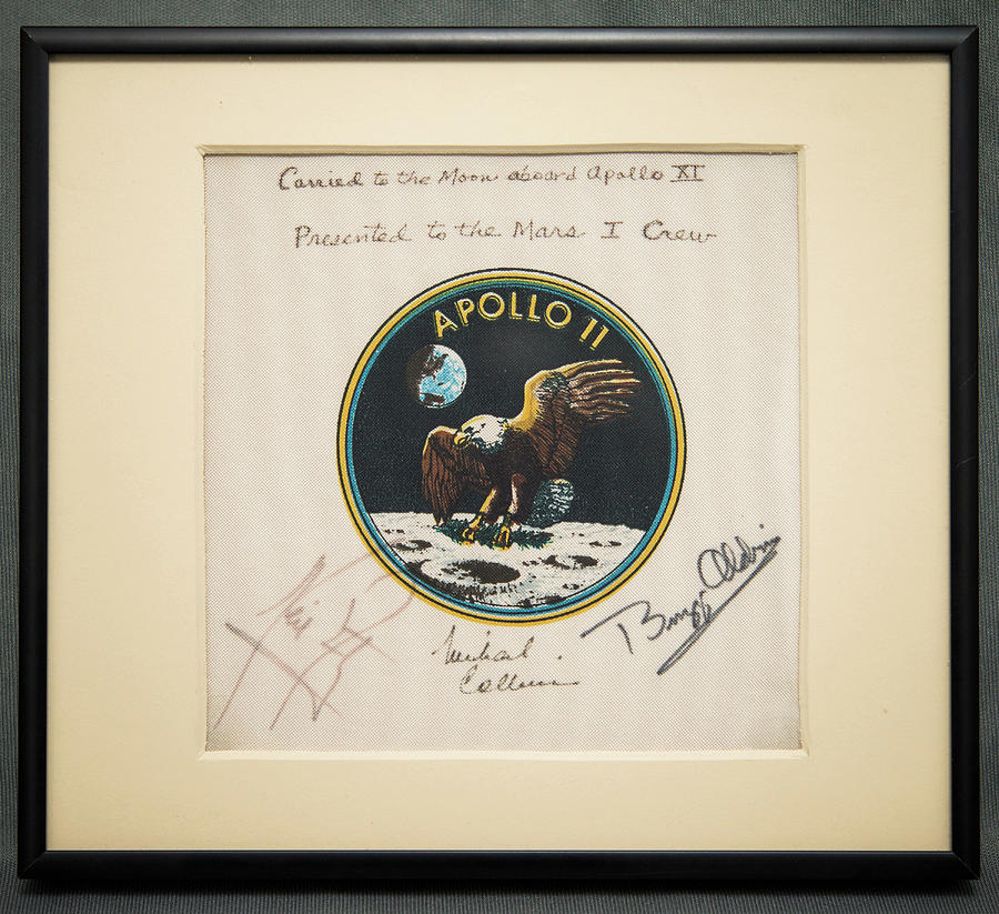 Apollo 11 Mission Patch Photograph by Science Source