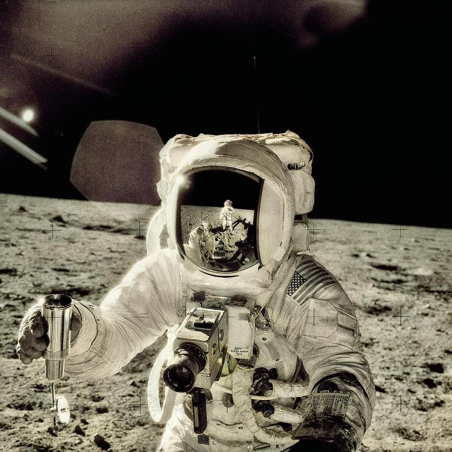 apollo 14 moon landing