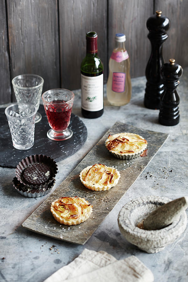 Apple And Leek Quiches With Red Wine Photograph by Rafael Pranschke