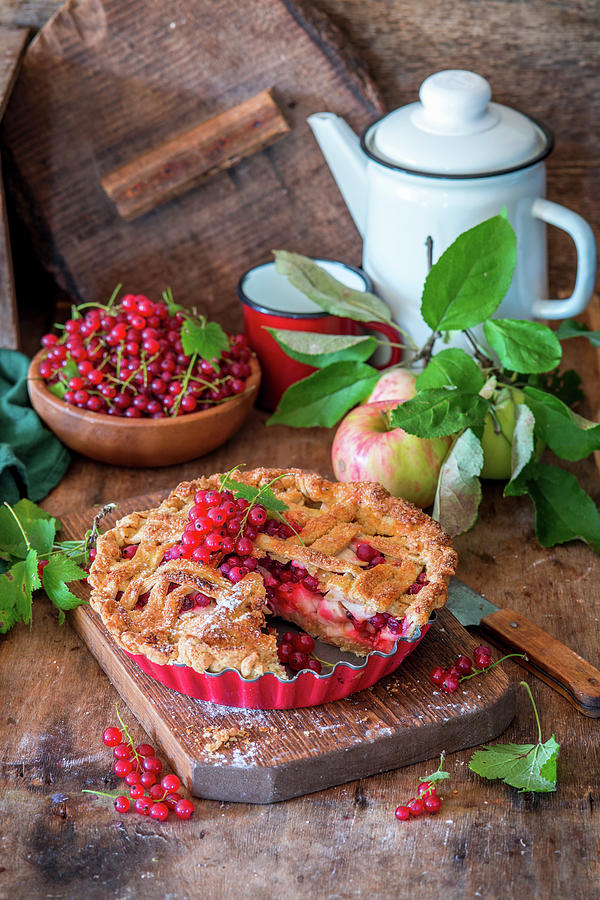 Apple Pie With Red Currant Photograph by Irina Meliukh