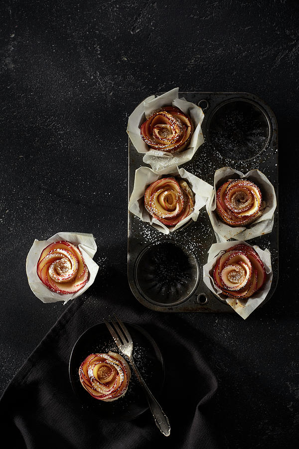 Apple Rose Cake Photograph by Maximilian Carlo Schmidt