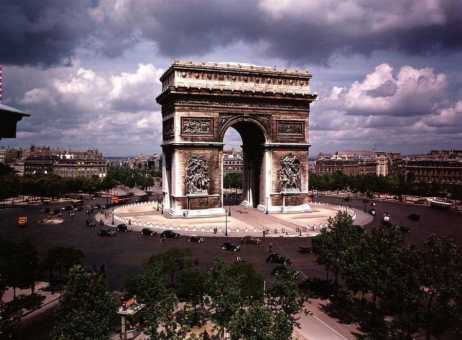 Arc De Triomphe In Paris. Photo By Wil Photograph by William Vandivert Arc De Triomphe In Paris. Photo By Wil Photograph by William Vandivert