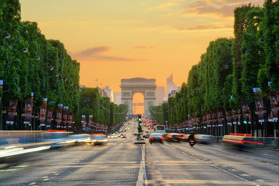 Arc De Triomphe On Champs-elysees Digital Art by Claudio Cassaro
