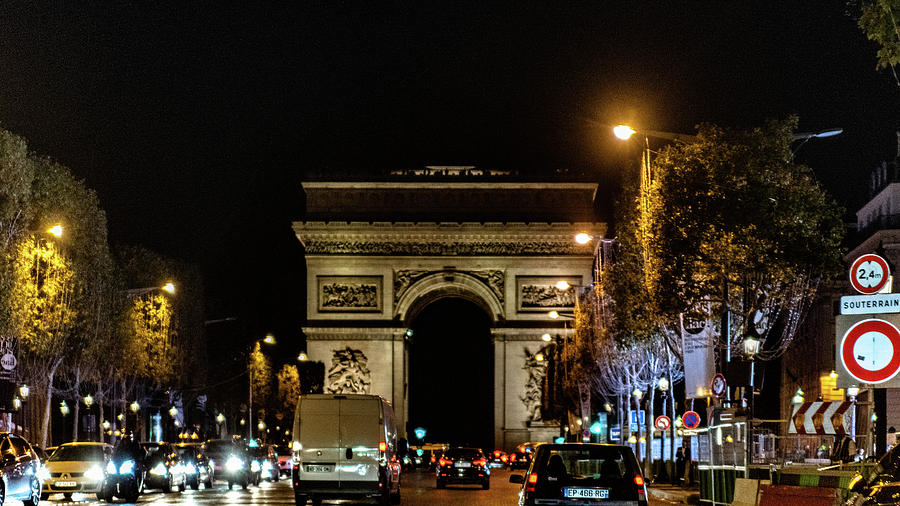Arc de Triomphe Photograph by Randy Scherkenbach