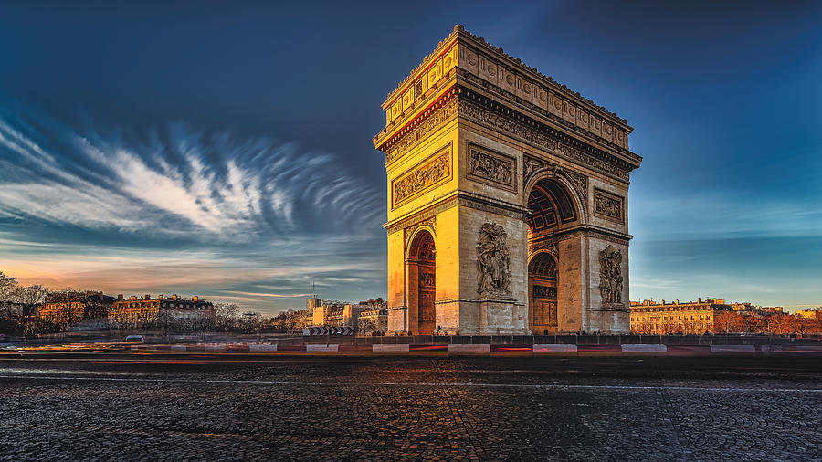 Paris Photograph - Arc De Triomphe by Robbert Ladan
