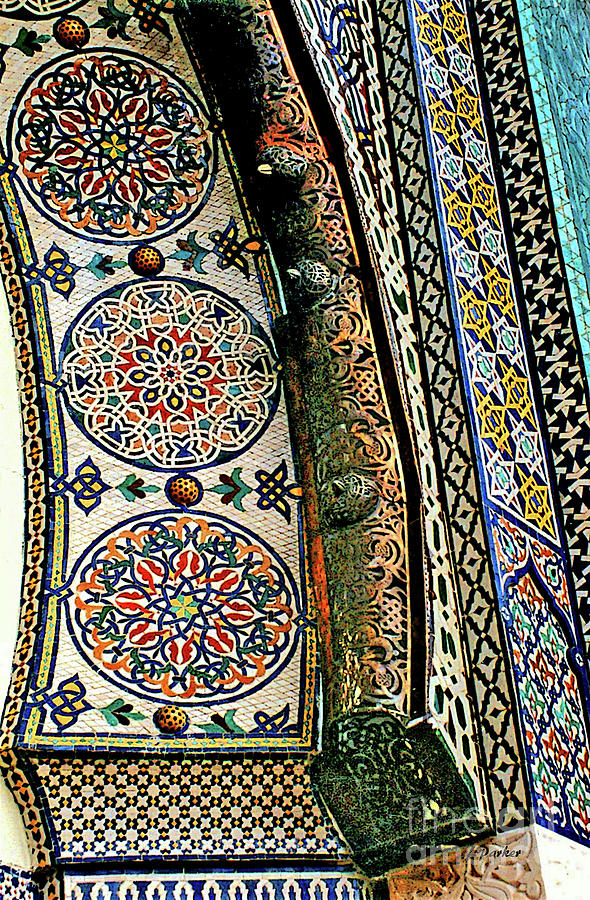 Arch Detail - Morocco Photograph by Linda Parker