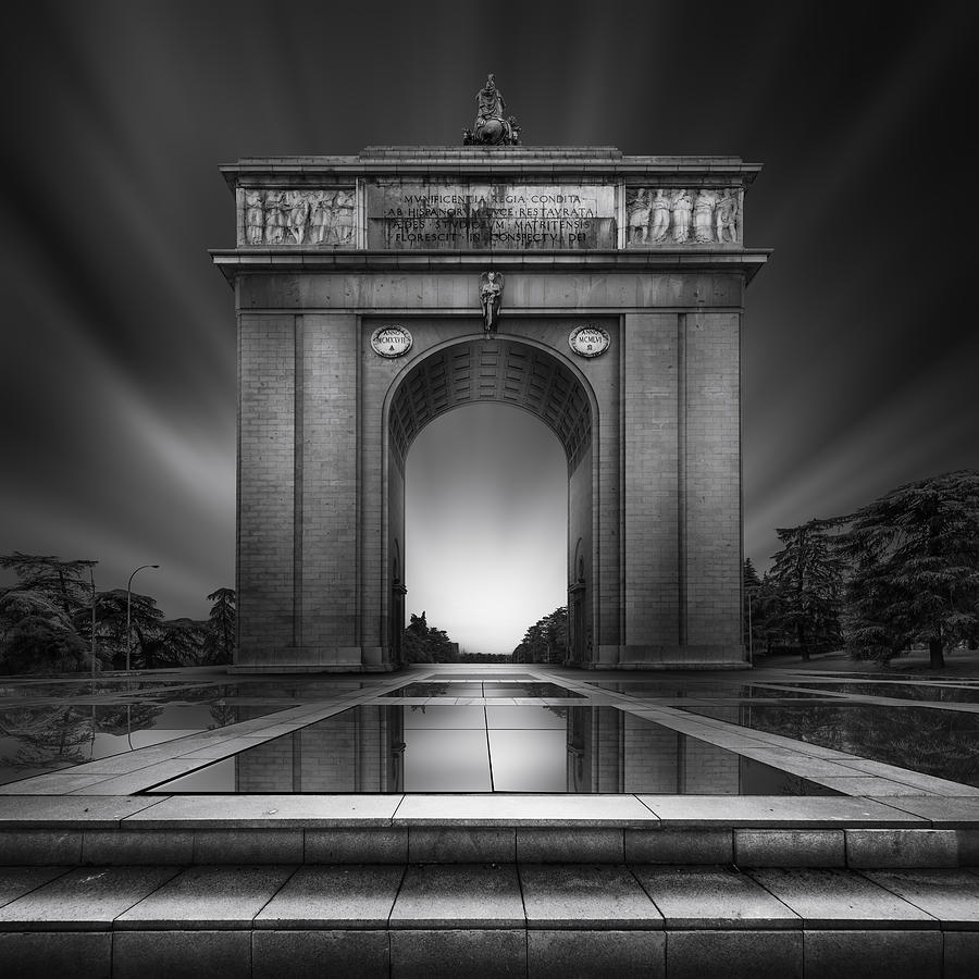 Arch Of Moncloa Photograph by Jorge Ruiz Dueso