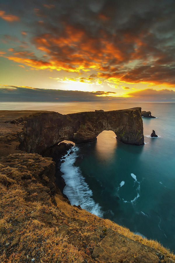 Arch Shaped Sea Stack, Iceland Digital Art by Maurizio Rellini