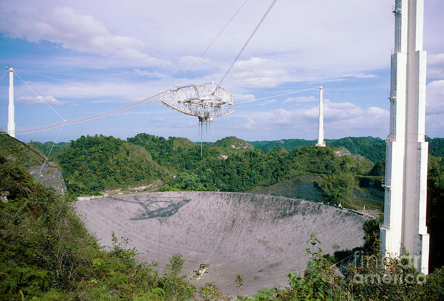 Arecibo Radio Telescope Photograph by Hencoup Enterprises/science Photo Library