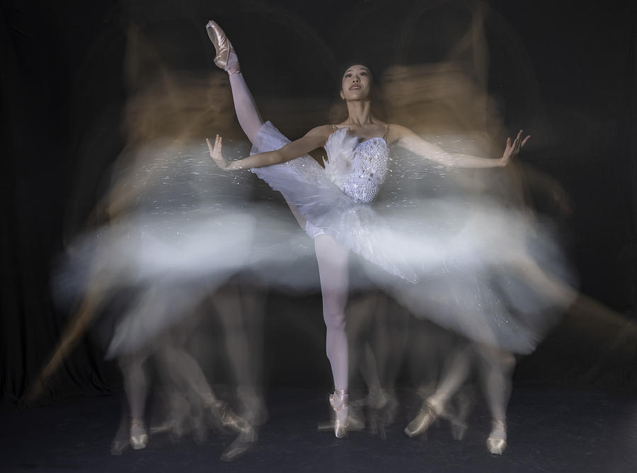 Art Of Ballet Photograph by Luying