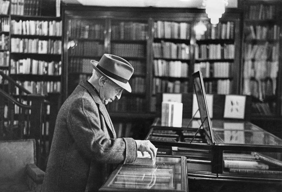 Arthur Rubinstein Photograph by Erich Auerbach