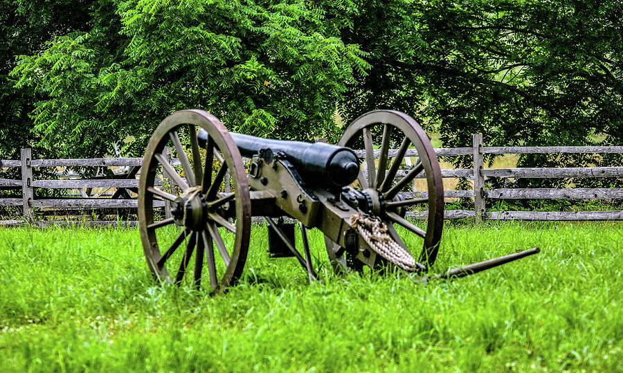 Artillery Piece at Lee Headquarters Gettysburg Battlefield Photograph ...