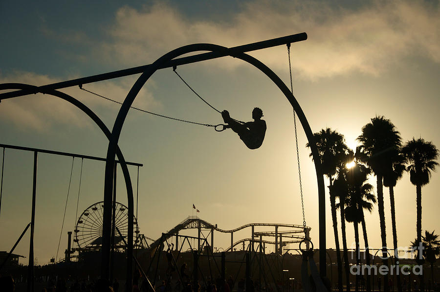 Muscular Photograph - As The Sun Sets A Silhouetted Man Works by Luisitaphoto Muscular Photograph - As The Sun Sets A Silhouetted Man Works by Luisitaphoto