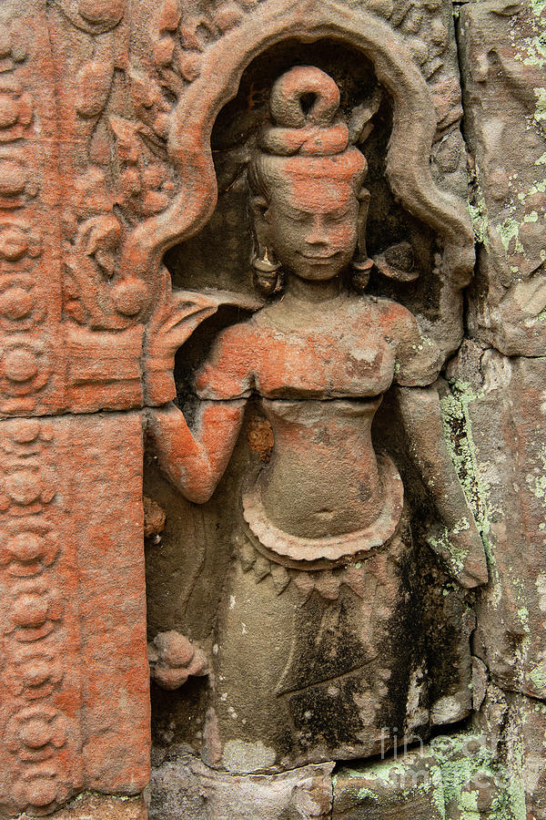 Aspera Statue at Preah Khan Temple Photograph by Bob Phillips