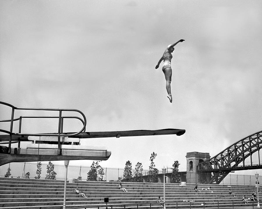 Astoria Park Photograph by New York Daily News Archive Fine Art America