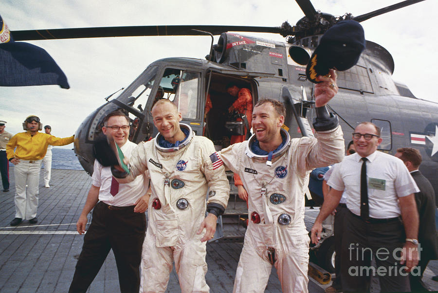 Astronauts James Lovell And Buzz Aldrin Photograph by Bettmann