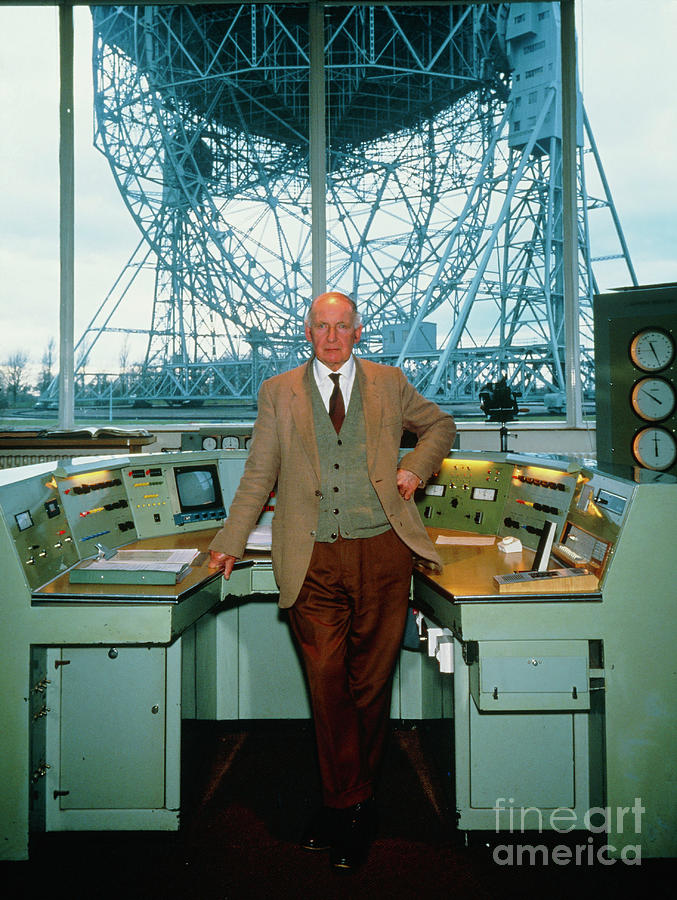 Astronomer Sir Bernard Lovell Photograph by David Parker/science Photo Library
