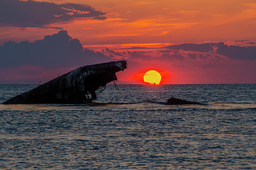 Atlantus Shipwrech Sunset - Cape May Photograph by Bill Cannon