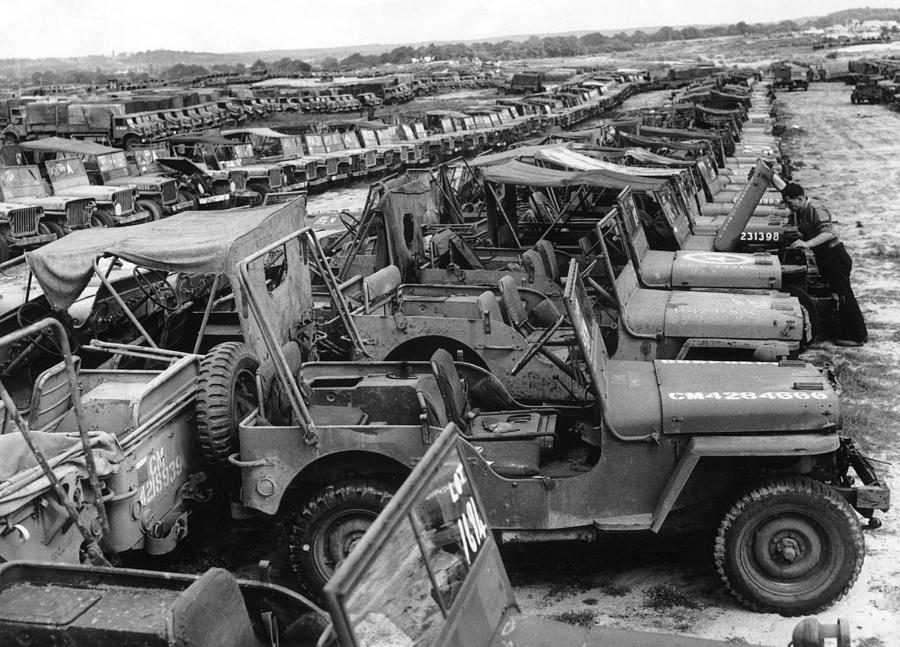 Auction Sales Of Willys Jeeps In Photograph by Keystone-france
