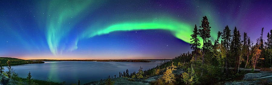 Auroral Arc In The Twilight At Prelude Photograph by Alan Dyer