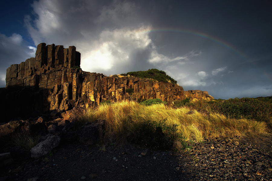 Nature Digital Art - Australia, Bombo, Rocks With Rainbow by Kieran Oconnor