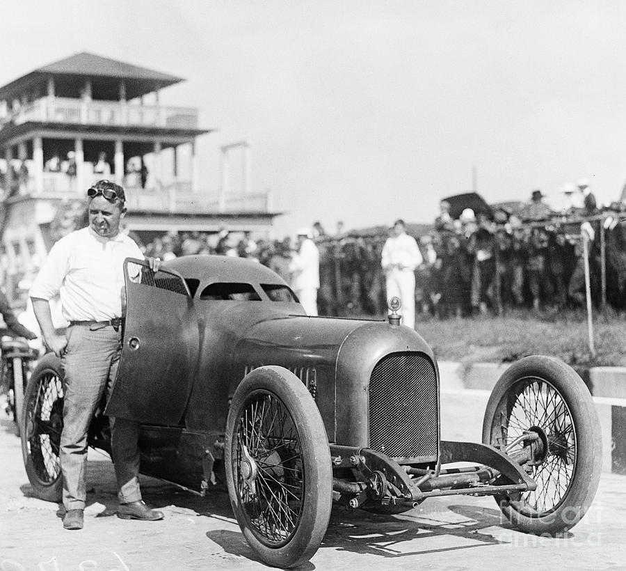 Auto Racer Barnby Oldfield And Race Car Photograph by Bettmann