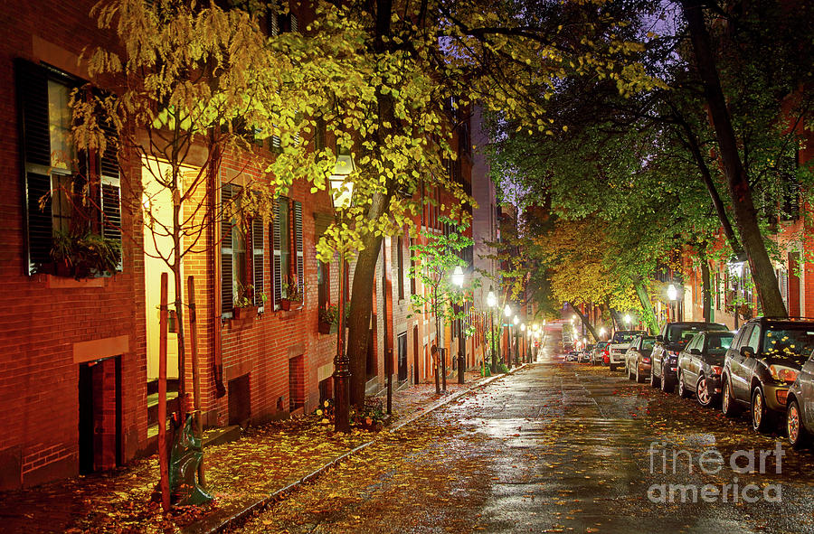Beacon hill boston fall hi-res stock photography and images - Alamy